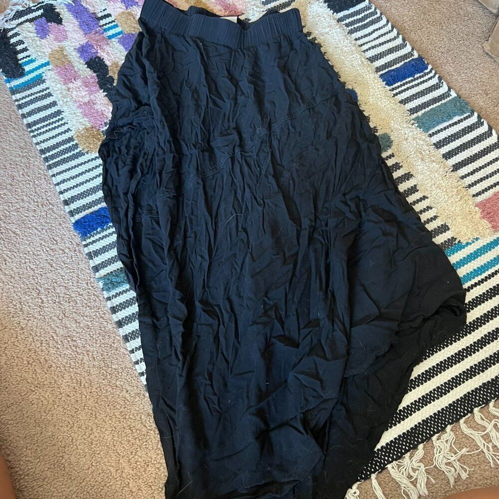 OAK small black skirt